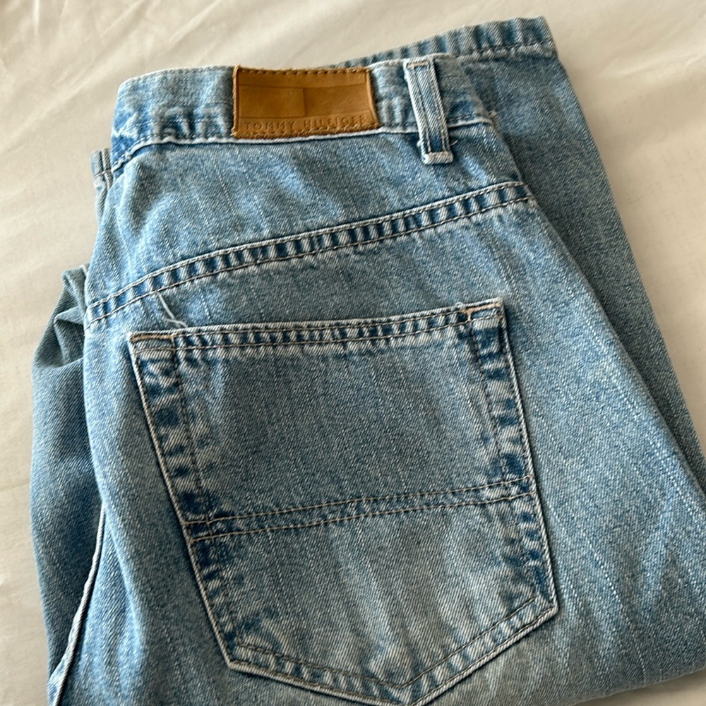 Tommy Hilfiger women’s jeans size 8
